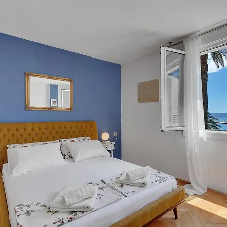 Apartment Anika Makarska