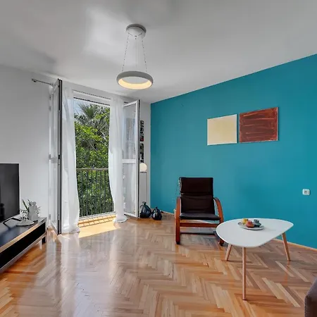 Anika Apartment *