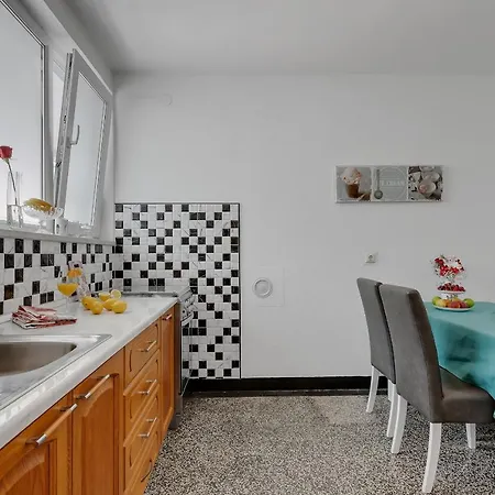 Apartment Anika *