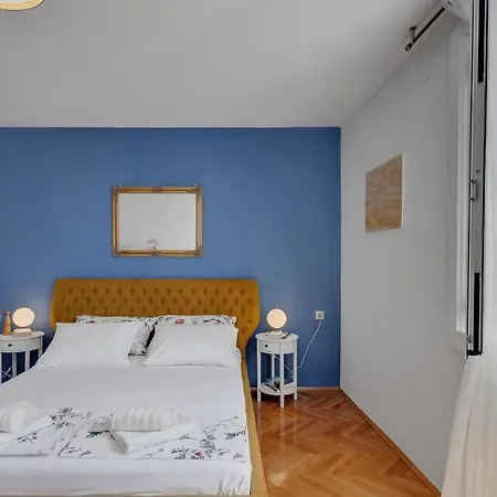 Anika Apartment *